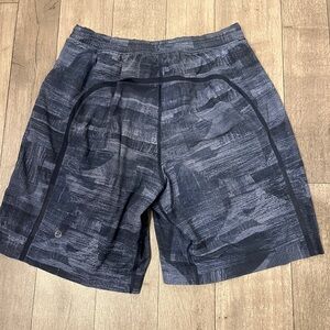 Lululemon Pacebreaker Shorts with Liner - Men’s - Size Medium (M) - 9”